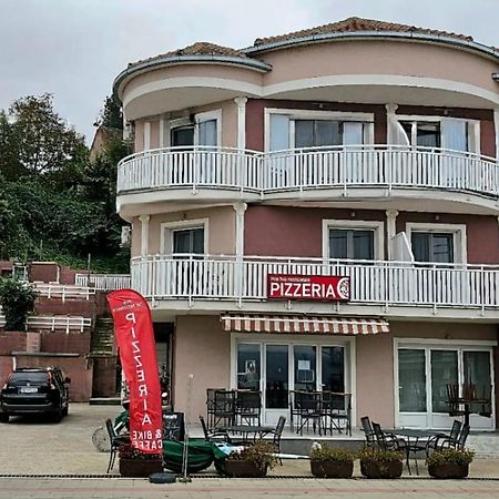 Apartmani Tika Golubac Ngoại thất bức ảnh